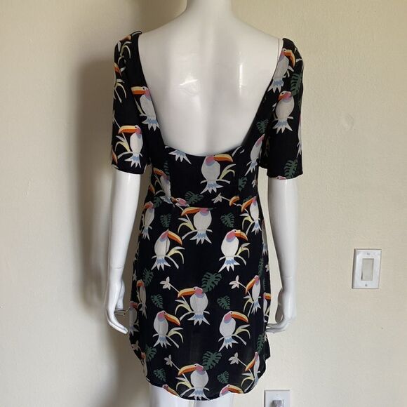 & Other Stories Black Toucan Tropical Mini Dress Size 6 - Picture 6 of 16